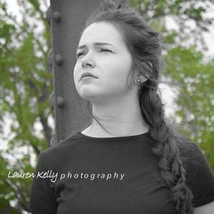 Meet your Posher, Chloe